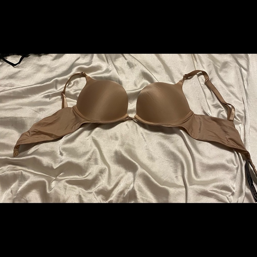 Victoria’s Secret Bombshell Plunge Bra